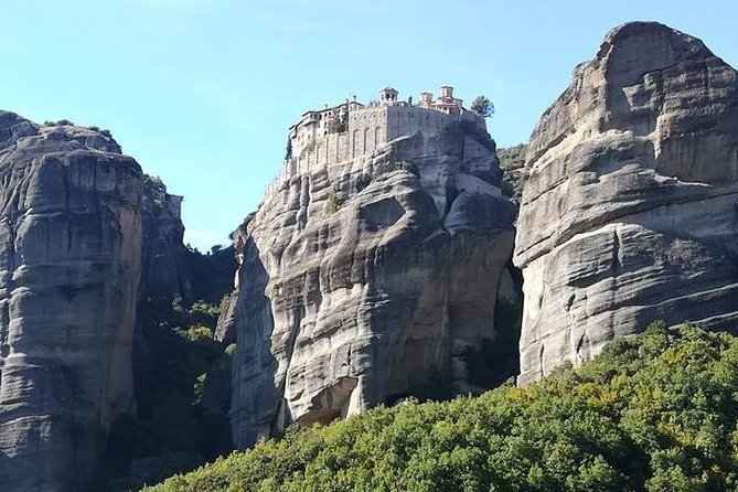 Full Day Tour to Meteora and Vergina(Ancient Macedonia) - Common questions