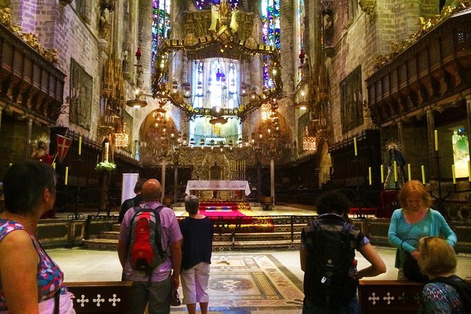 Gaudí and Modernist Art: Guided Tour in Palma De Mallorca - Common questions