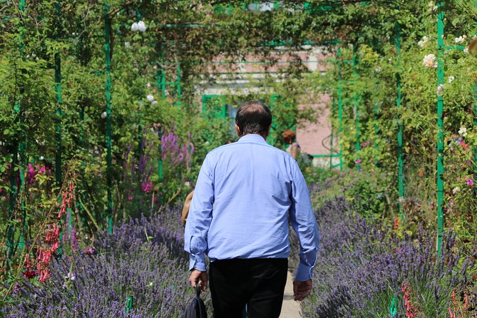 Giverny Private Half-Day Trip Including Claude Monet Gardens & House From Paris - Tour Pricing