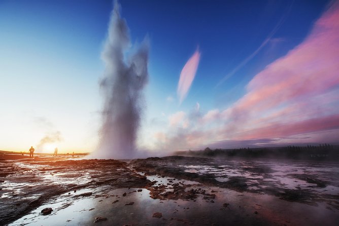 Golden Circle and the Secret Lagoon From Reykjavik - Common questions