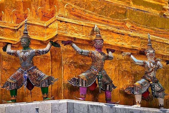 Grand Palace , Thai Dance & Fun Street Walk in Bangkok - Common questions