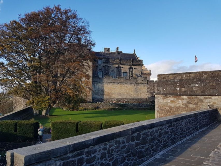 Greenock: Day Trip to Stirling Castle and Loch Lomond - Common questions