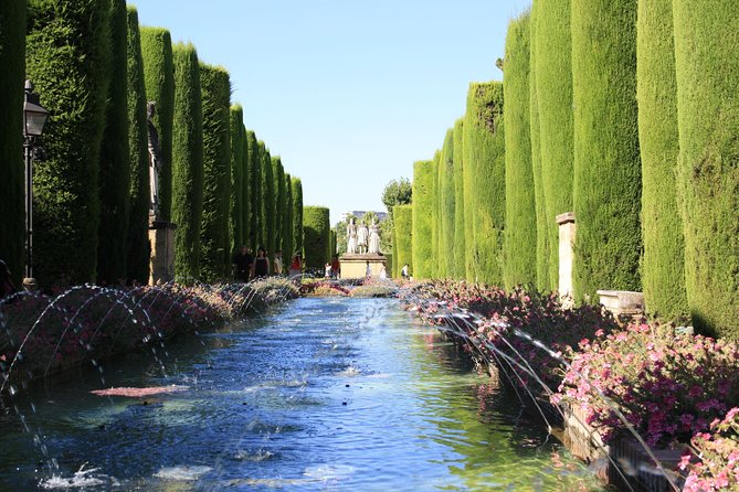 Guided Tour: Discover the 2 Great Monuments in Córdoba: Mezquita and Alcázar. - Exploring Alcázar: What to Expect