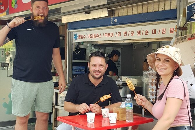 Gwangjang Market Netflix Food Walking Tour With Insadong - Tips for Navigating the Food Tour