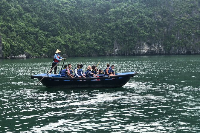 Half Day Explore Halong Bay With Lunch, Sung Sot Cave, Titop Island and Kayaking - Kayaking at Titop Island Insights