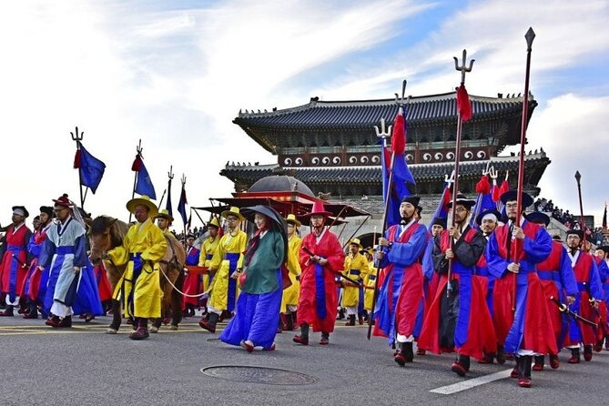 Half-Day Exploring the Beauty of Hidden City of Suwon Guided Tour - Direction to Suwon Hwaseong Fortress