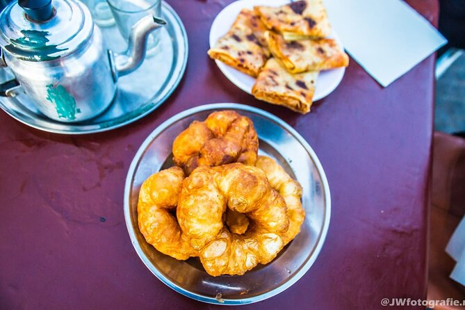 Half-Day Walking Food Tour in Marrakech - Group Size and Discounts