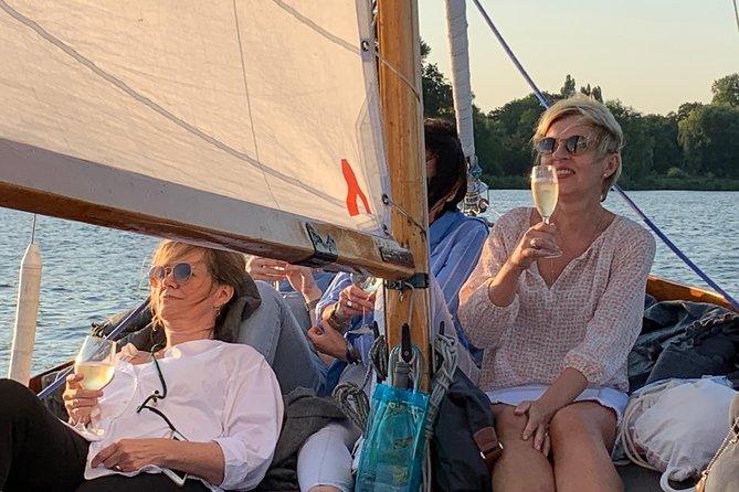 Hamburg Small-Group Sunset Sailing Cruise on Lake Alster - Common questions