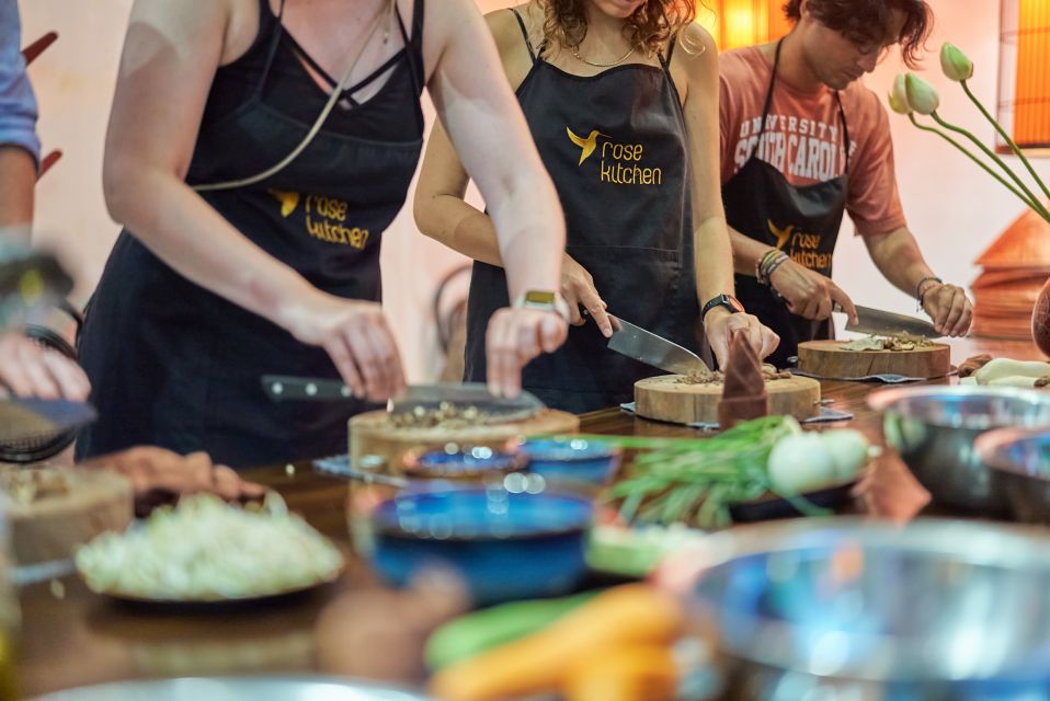 Hanoi: Vegan Vietnamese Cooking Class in a Local Villa - Location and Booking