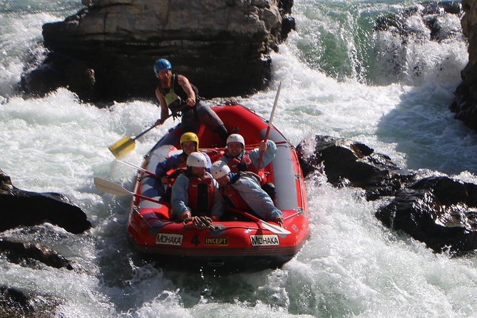 Hawkes Bay Rafting Mohaka River Grade 4 to 5 - Common questions