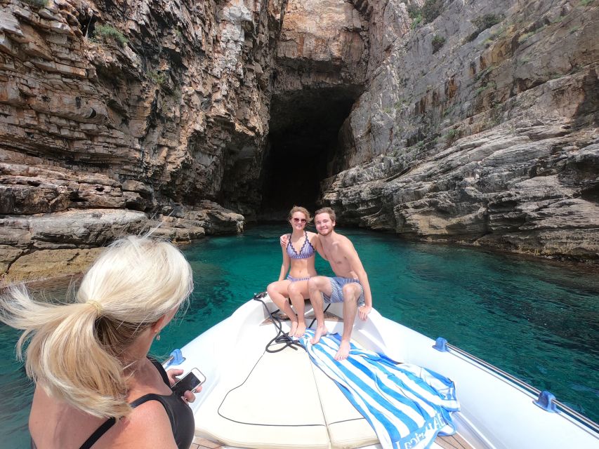 Hidden Gems Private Boat Tour: Elaphiti Islands & Blue Cave - Delightful Customer Reviews