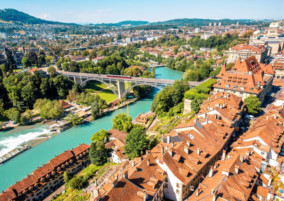 Highlights & Hidden Gems of Bern: Small Group Guided Walking - Historical Insights and Stories