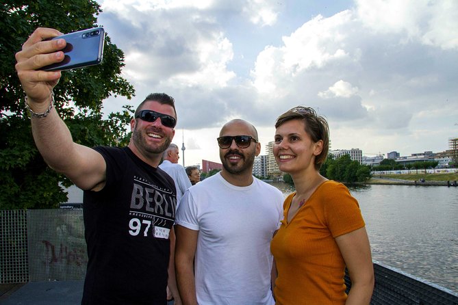 Highlights & Hidden Gems With Locals: Best of Berlin Private Tour - Memorable Encounters With Berliners