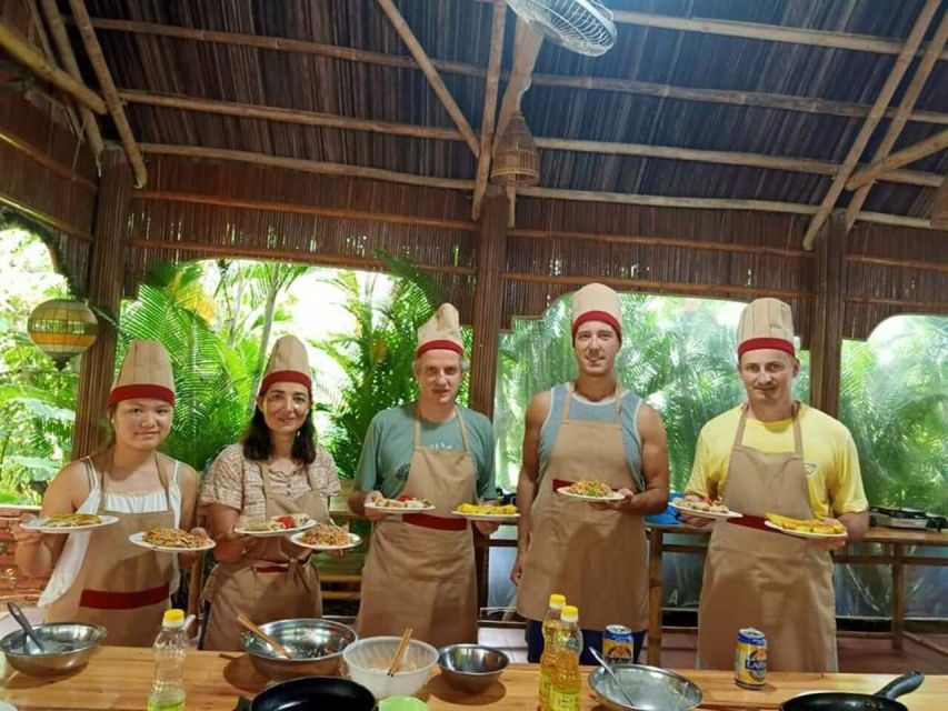 Hoi An: Evening Cooking Class With Locals in Herbs Village - Traveler Experience