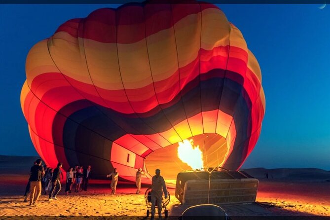 Hot Air Balloon Flight in Dubai With Refreshments Including Pickup & Drop off - Booking and Reservation Process