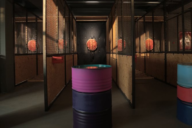 Indoor Ax Throwing and Knife Throwing in Weiterstadt - Directions