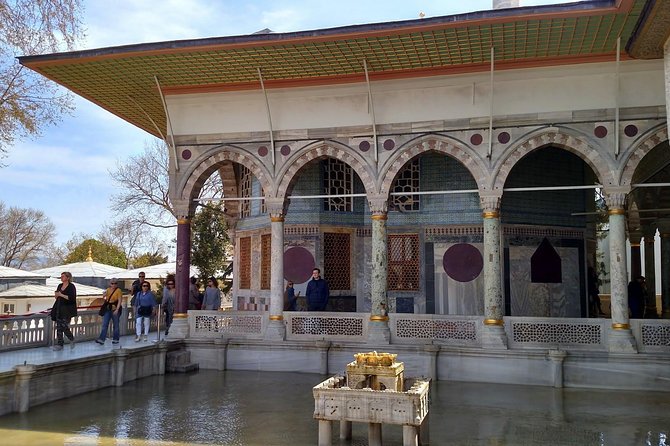 Istanbul Topkapi Palace and Harem Small-Group Guided Tour - Guide Experiences