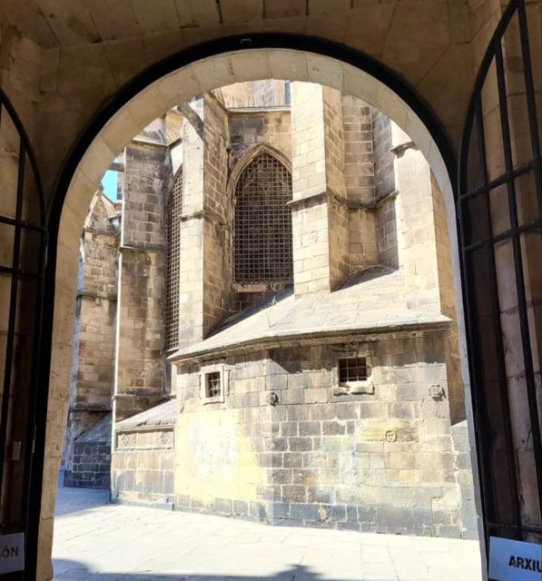 Jewish Quarter Barcelona: The Complete Gothic Tour - Additional Information