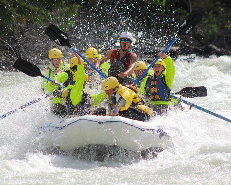 Kicking Horse River: Maximum Horsepower Double Shot Rafting - Safety Briefing