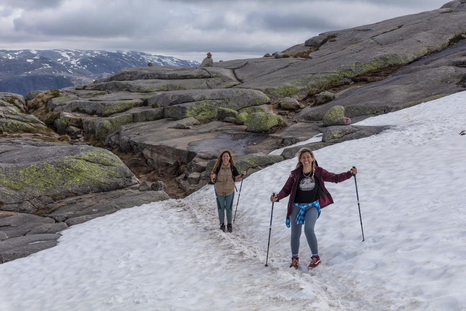 Kjerag: Summer Hike - Live Tour Guides