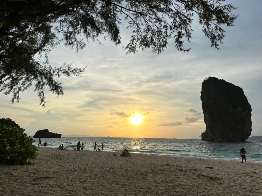 Krabi Sunset 4 Island by Luxury Vintage Boat BBQ (JOIN) - Booking Details and Reservations