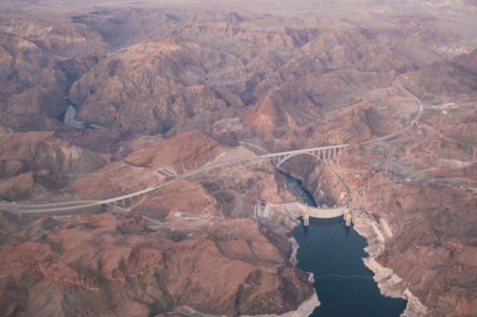 Las Vegas: Hoover Dam Experience With Power Plant Tour - Visitor Tips