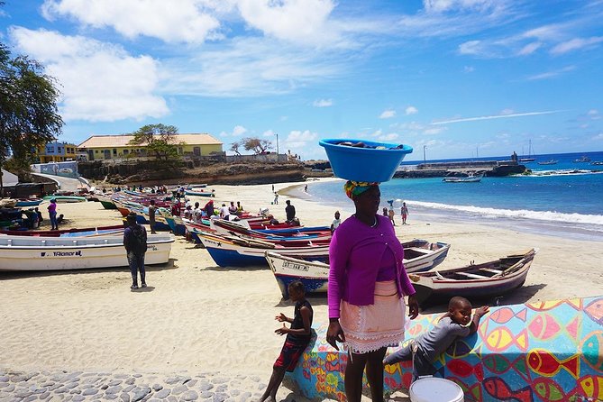 Like Locals: Santiago Island Tour - Cancellation Policy Details