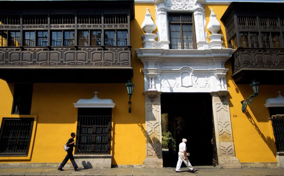 Lima Colonial and Modern Circuit - Explore Lima's Top Places - Panoramic View of Pucllana Pyramid