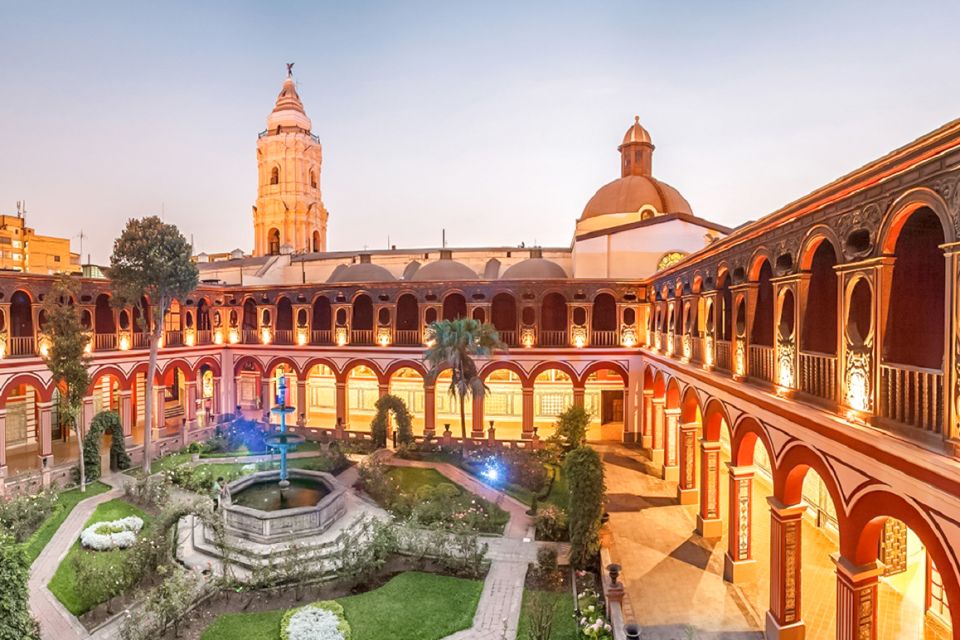 Lima: Water Magic Circuit, Downtown and Catacombs Night Tour - Visitor Reviews