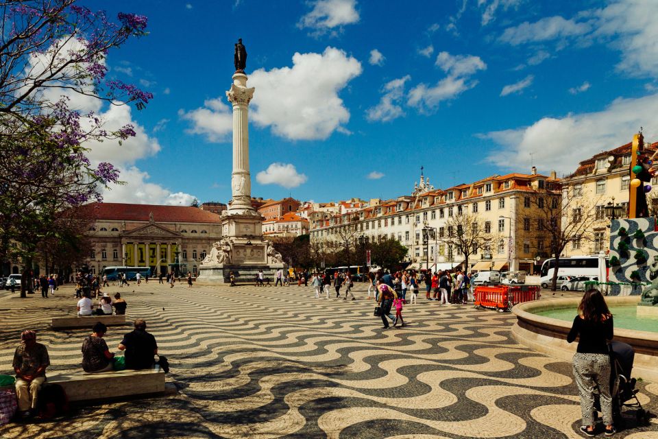 Lisbon: 1.5-Hour Private Kick-Start Tour With a Local - Additional Features