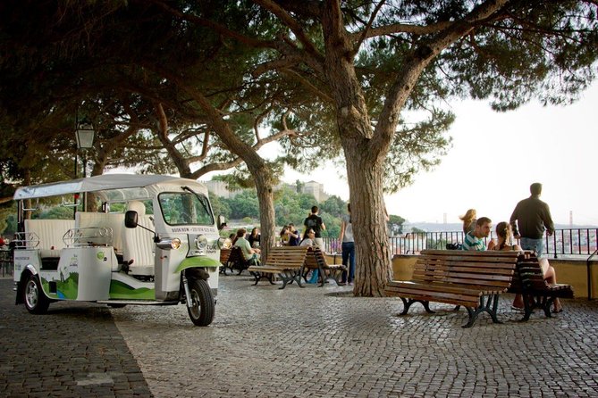 Lisbon: 1-Hour City Tour on a Private Tuk Tuk - Traveler Tips and Customer Feedback