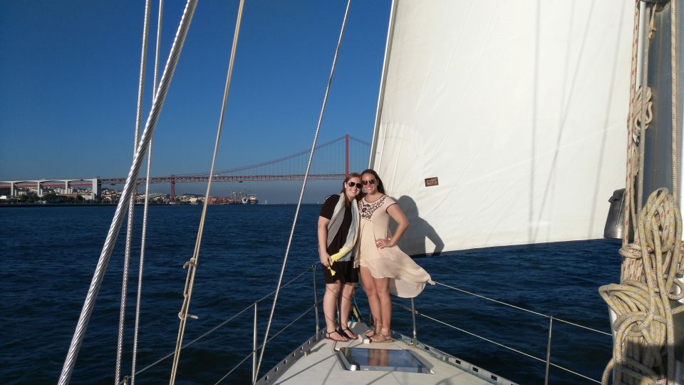 Lisbon 2-Hour Sailing Tour With Champagne - Important Precautions and Recommendations