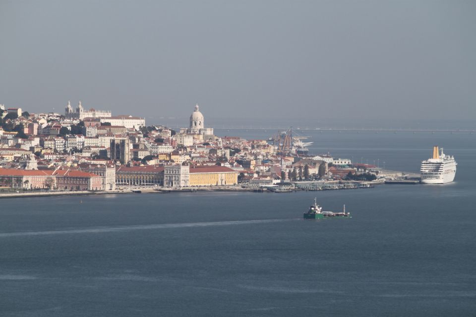 Lisbon: 2-Hour Walking Tour Shore Excursion - Ideal Walking Conditions and Recommendations