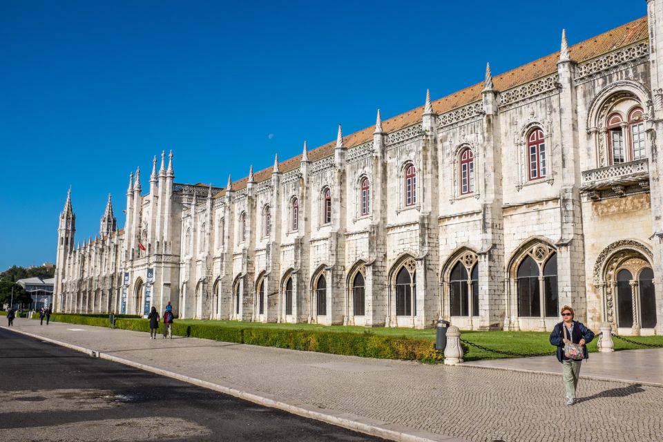 Lisbon Half-Day Sightseeing Bus Tour - Customer Reviews and Ratings