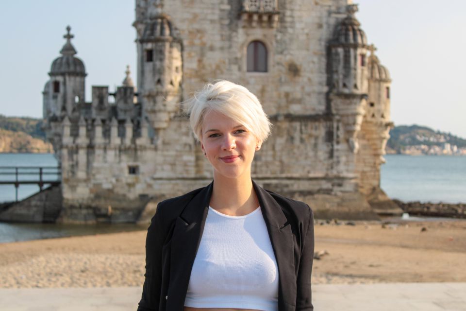 Lisbon: Photoshoot at Belém Tower and Jerónimos Monastery - Common questions