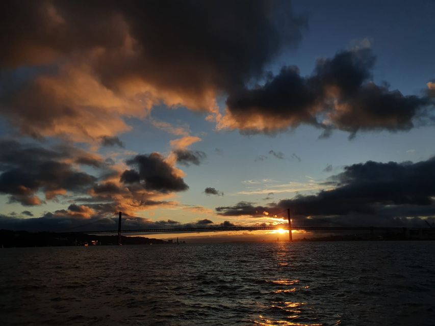 Lisbon: Tagus River Sunset Cruise - Additional Information