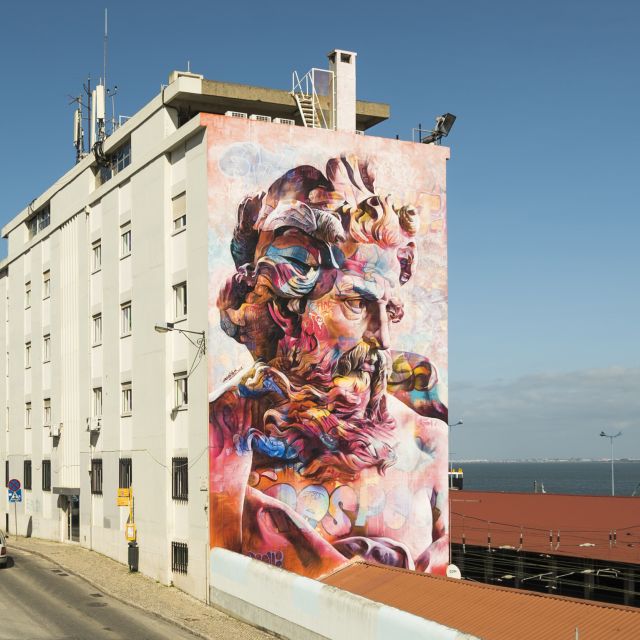 Lisbon: Urban Art Tour - Accessibility Information