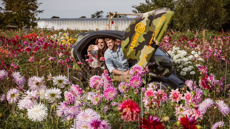 Lisse: Drive-it-Yourself Summer Flower GPS Audio Tour - Vehicle & Audio Guide Features
