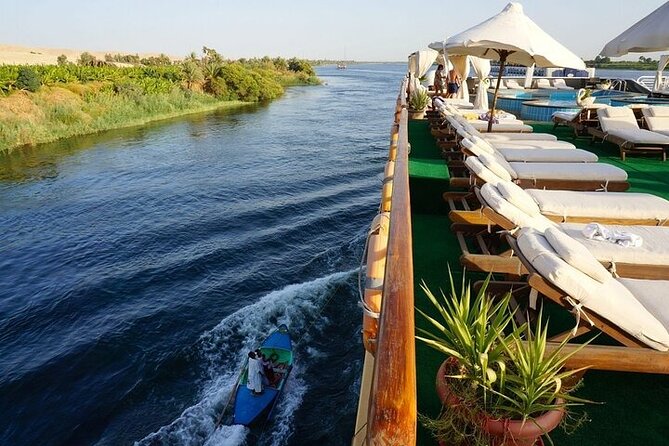 Luxury Cruise From Aswan to Luxor 4 Days 3 Nights With Abu Simble - Entertainment and Activities