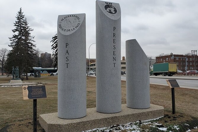 Manitoba Legislative Grounds: a Smartphone Audio Tour & Trivia Challenge - Monument and Art Exploration