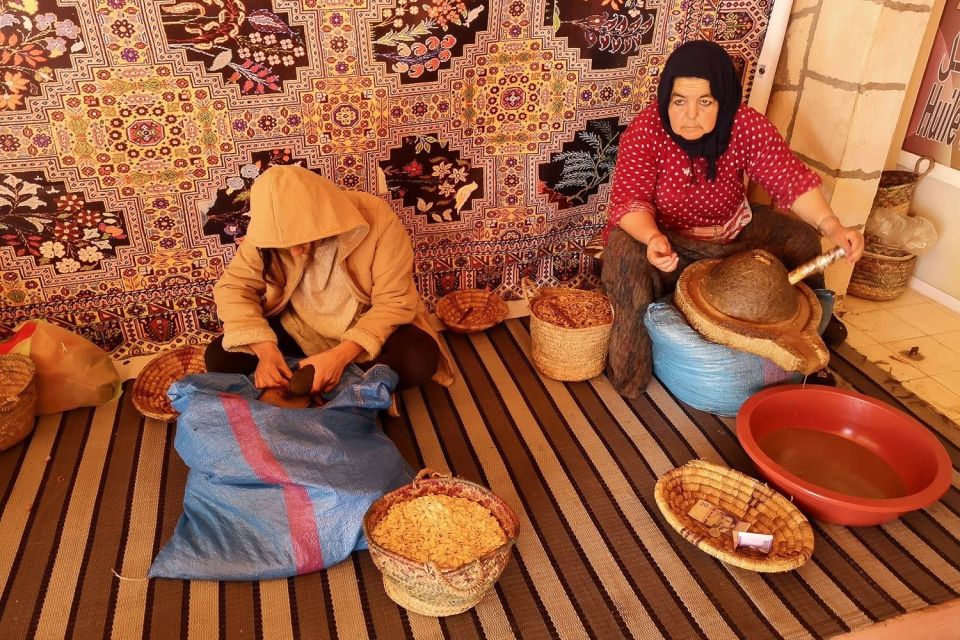 Marrakech: Guided Day Trip to Essaouira - Insider Tips