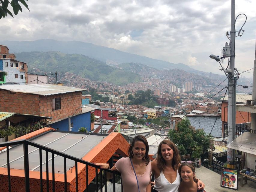 Medellin: Barrio Transformation Tour - Free Cancellation Policy