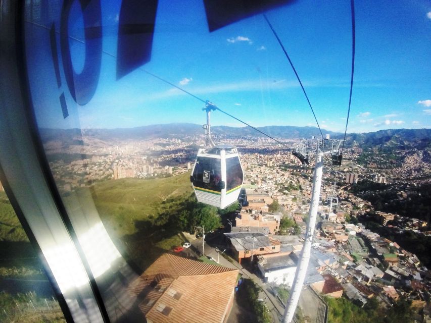 Medellin Metro: Private Tour - Directions