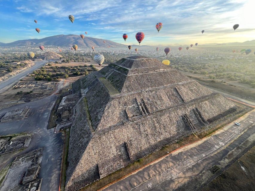 Mexico City:Balloon FlightBreakfast in Natural CavePickup - Review Summary