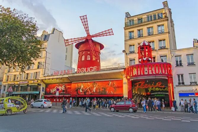 Montmartre Walking Tour - Discover the History of Moulin Rouge