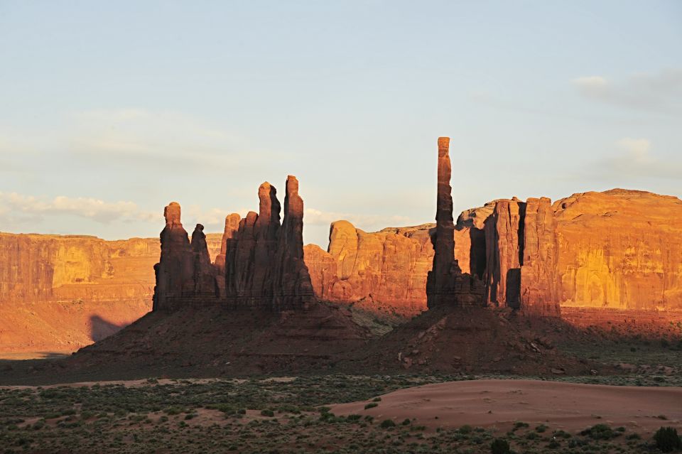 Monument Valley: Guided Sunset Tour - Testimonials and Additional Information