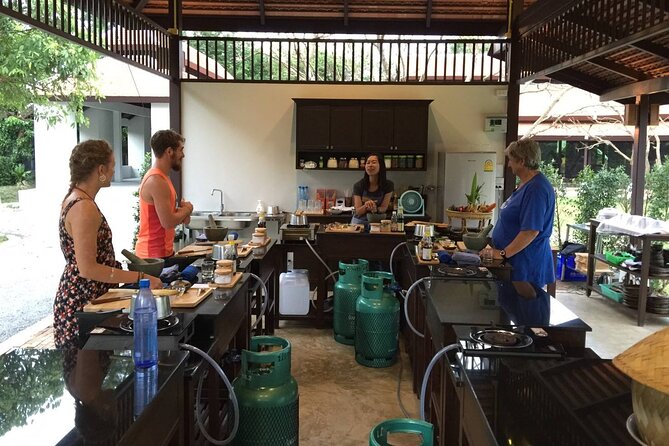 Morning Cooking Class in Traditional Pavilion With Beautiful Garden - Chiang Mai - Directions to the Traditional Pavilion