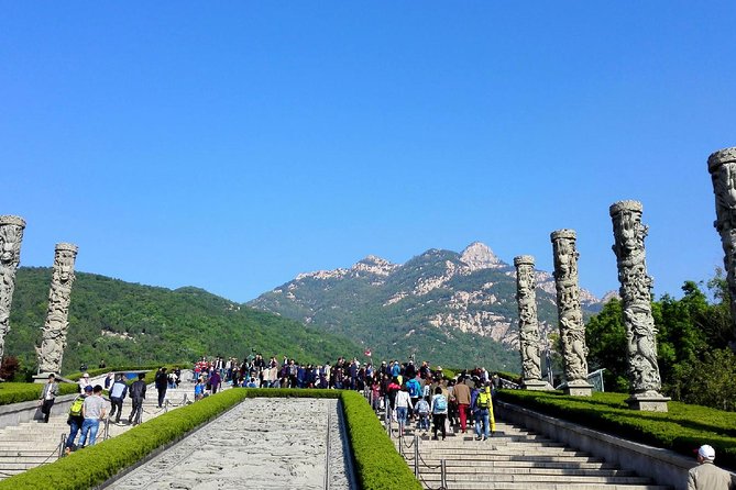 Mount Tai Private Tour From Jinan by Bullet Train With Cable Car Ride - Common questions