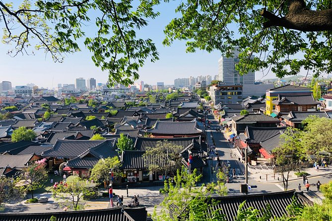 Mt. Naejang Autumn Foliage and Jeonju Hanok Village 1 Day Tour - Activities Highlights