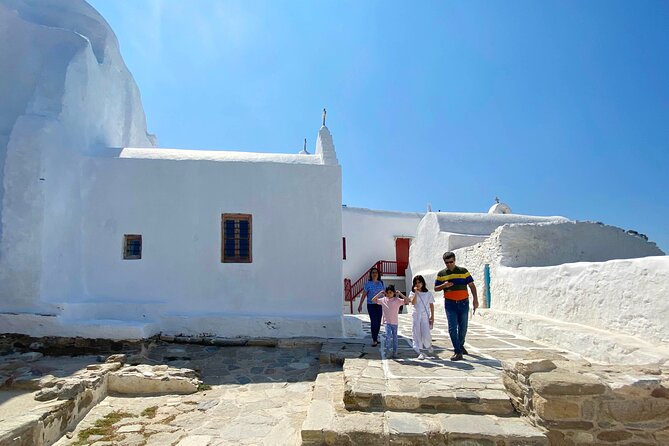Mykonos Self-Guided Game & Tour - Recommended Equipment and Attire